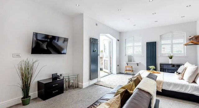 Апартаменты Locket Studio - Cosy Apartment with Balcony