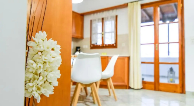 Апартаменты Drosia Residence 150m from Saint George Beach