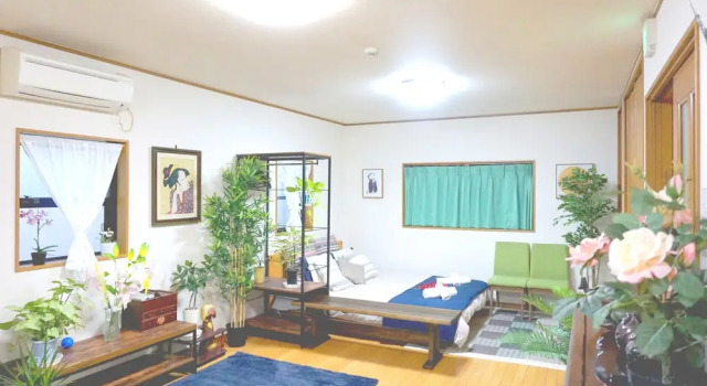 Namba Tsutenkaku Warm Villa WS-1