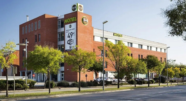 Номер Standard B&B HOTEL Girona 3