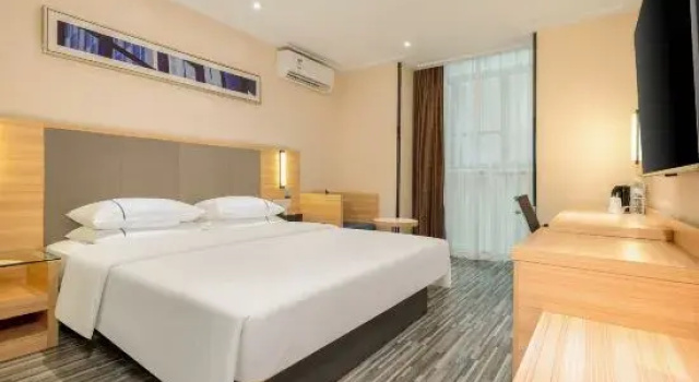 City Comfort Inn Hotel (Hechi Dahua Riverside), Book Hotel Dahua Guangxi