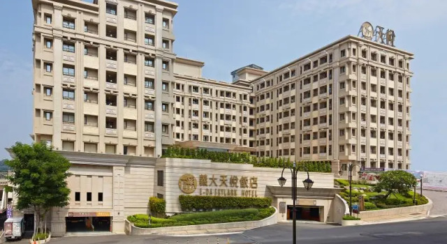 Номер Standard E-DA Skylark Hotel