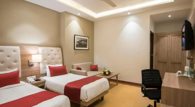 Двухместный номер Deluxe Kalinga Hotel