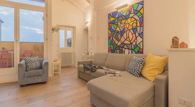 Апартаменты с 2 комнатами с балконом Casa Manoli Varenna
