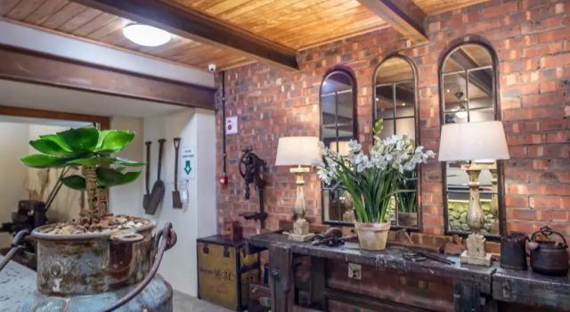 Excellent Guest House, Забронировать Гостевой дом Гостевые дома Белвилл, Гостевой дом