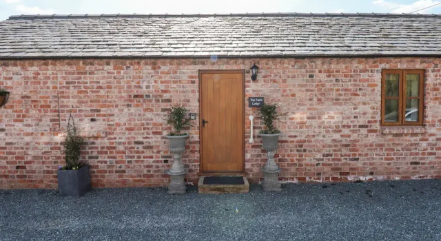 Top Farm Lodge, Buchen Sie Bauernhof Knockin Shropshire