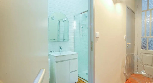 Palacete Suite Aveiro, Забронировать Хостел Хостелы Авейру, рядом с Салинас де Авейру, Хостел