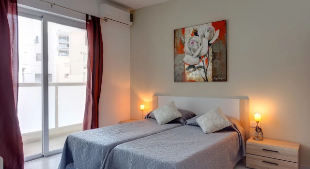 Modern Retreat in the heart of St Julians, Reserva ahora Apartamento Apartamentos en Malta, Apartamento