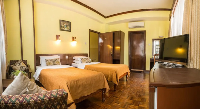 Трёхместный номер Deluxe Hotel Excelsior