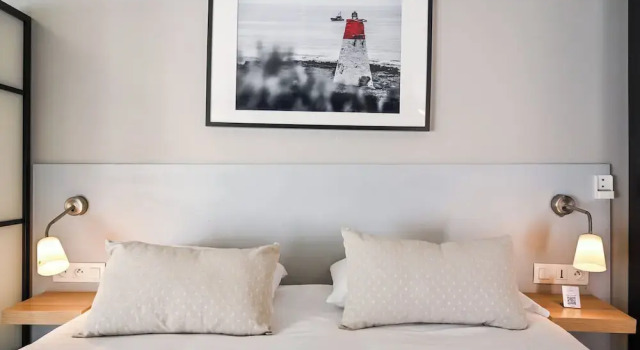Четырёхместный номер Comfort Hotel La Tuiliere