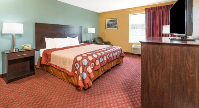 Номер Standard Super 8 by Wyndham Troy IL/St. Louis Area