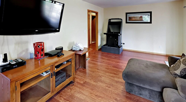 4BR South Tahoe Hot Tub Haven by RedAwning