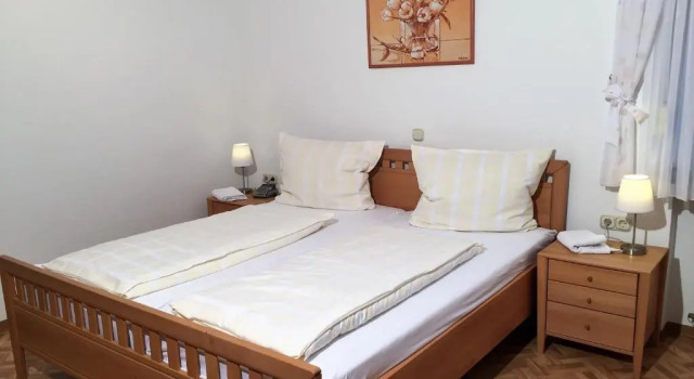 Ferienwohnung Sonneck, Prenota Hotel Bullay Hunsrück