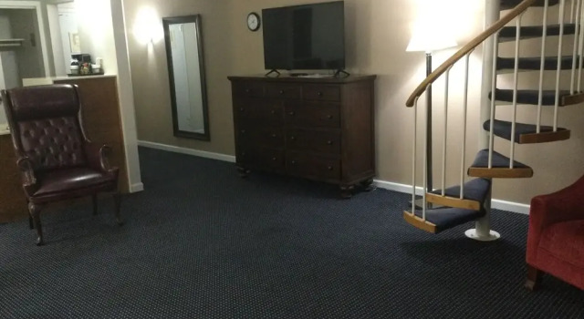Люкс Quality Inn & Suites