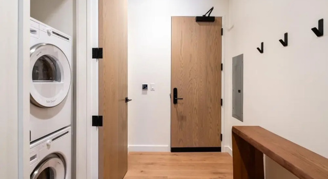 230 Lakelodge 1 Bedroom Condo, Buchen Sie Ferienwohnung Hotels in Montana mit Parkplatz, Parkplätze