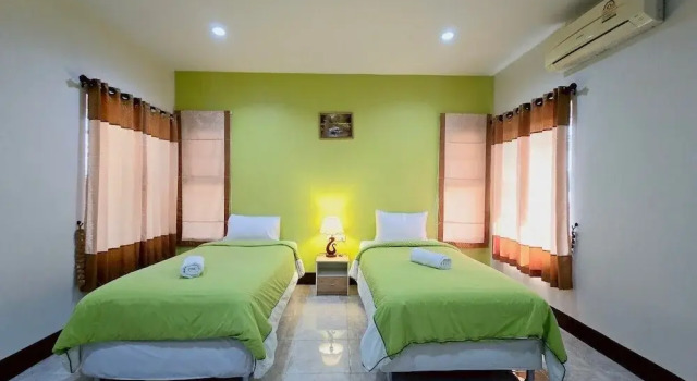 Номер Deluxe с балконом Suansiri Resort