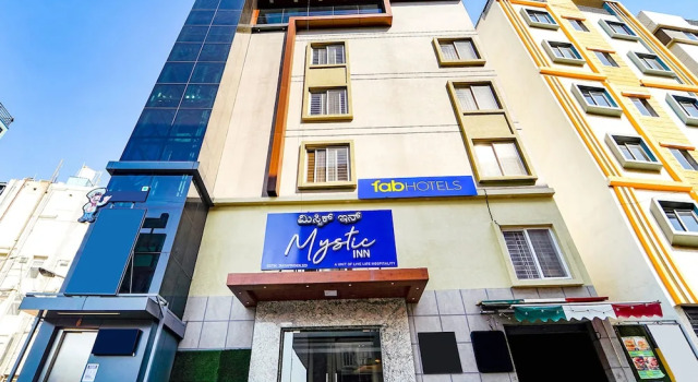 FabHotel Ellegant Inn, Забронировать Отель Бангалор штат Карнатака, рядом с White Orchid Bangalore
