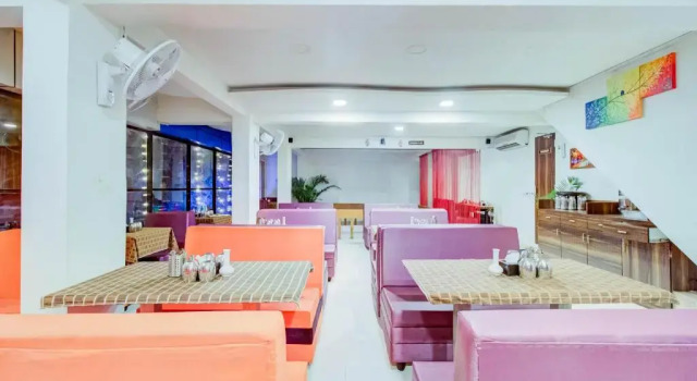Hotel Springs by OYO Rooms, Забронировать Отель Отели Насик 3 звезды, 3*