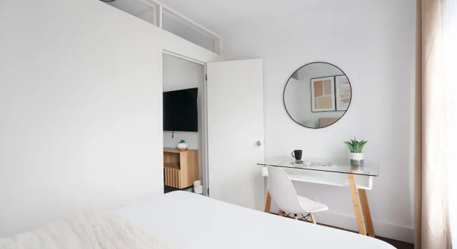 Апартаменты 444 Midtown Apartments