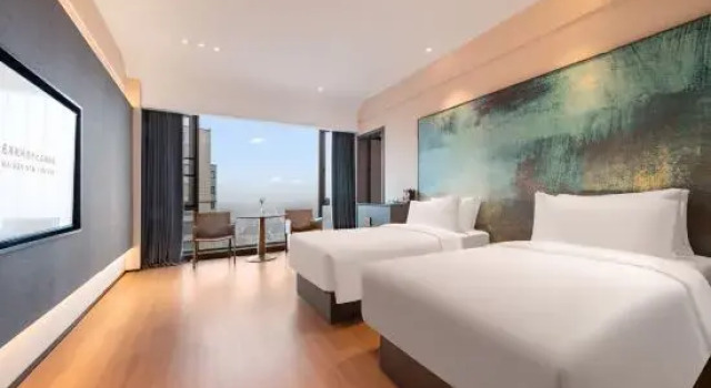 Семейный люкс с 2 комнатами Maison New Century Hotel Hangzhou Bay (in Geely Giehow Plaza)