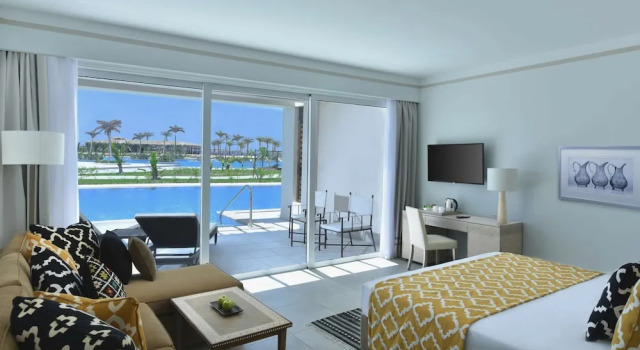 Двухместный номер Swim Up Deluxe Steigenberger Resort Alaya - Adults Friendly 16 Years Plus