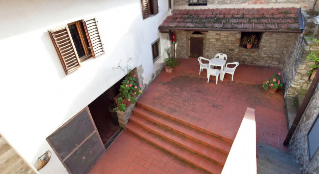 Belvilla by OYO Serene Apartment with Garden, Buchen Sie Ferienhaus Greve in Chianti Chianti