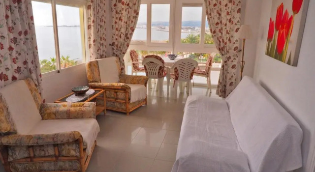 Apartamentos Intercentro Algarrobo-Costa APARTAMENTOS TURÍSTICOS -INMOBILIARIA, Забронировать Апартаменты/квартира Альгарробо Axarquía, рядом с La Ruta de los Tajos: Comares, Colmenar y Alfarnatejo
