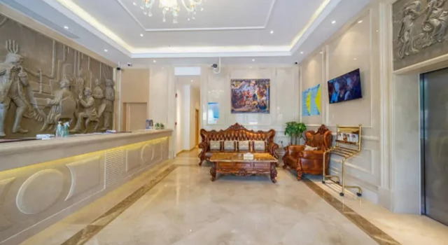 Vienna Hotel Shenzhen Dapeng New District Kuiyong, Rezerwuj Hotel Hotele w Shenzhen z parkingiem, Parking