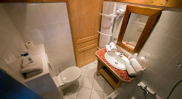 Трёхместный номер Standard Hôtel Spa LOxygène