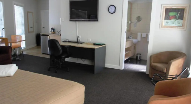 Двухместный номер Prestige Aston Hill Motor Lodge