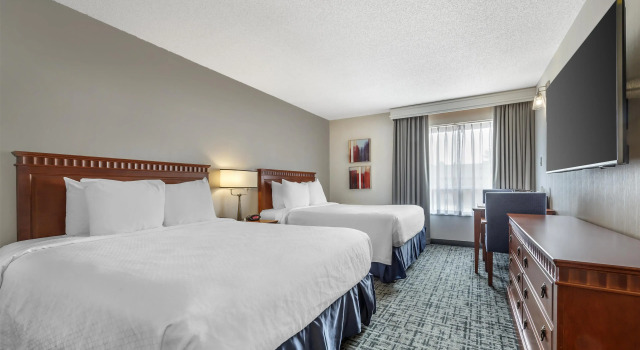 Четырёхместный номер Standard Best Western Hotel Brossard