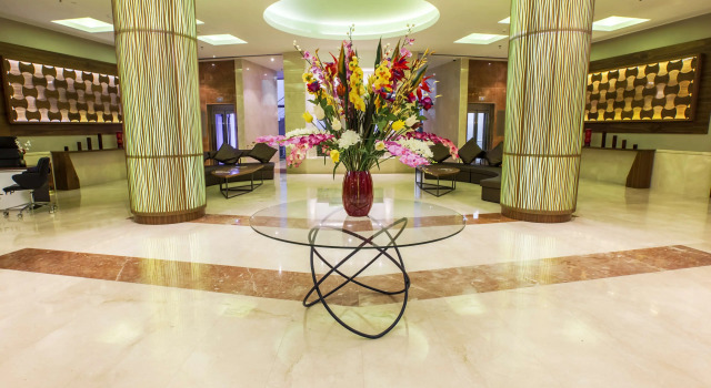 Royal Tulip Skikda, Book Hotel Hoteller i Skikda med pool, Swimmingpool
