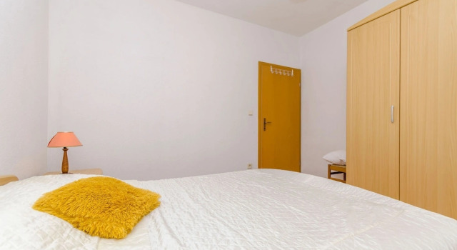 Apartments Stara Maslina, Забронировать Апартаменты/квартира Слатине Ciovo Island