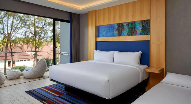 Двухместный номер Guest с балконом и с видом на сад Aloft by Marriott Langkawi Pantai Tengah