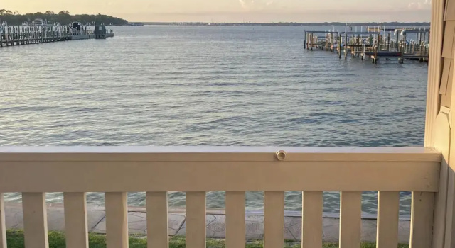Апартаменты с 2 комнатами с балконом Family-friendly Fort Walton Beach Condo w/ Views