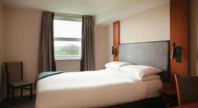 Premier Inn Chesterfield West, Забронировать Отель Отели Англии 3 звезды, 3*