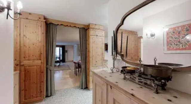 Polaschin E12, Book Hotel Sils-Maria Sils im Engadin-Segl