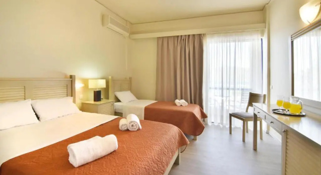 Трёхместный номер Deluxe Ionion Star Hotel