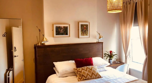 Maritime Pods, Book Hotel Southsea Hampshire