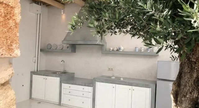 Kostis Parthenis Residence