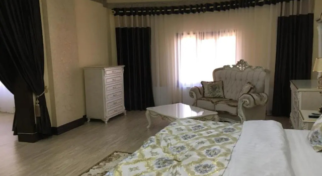 Люкс Отель Caravan Castle Boutique  Hotel