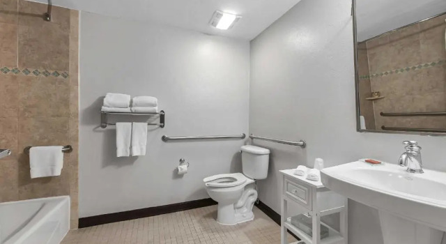 Двухместный номер Standard Bayfront Inn Fifth Avenue