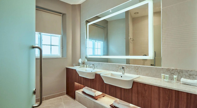 Двухместный полулюкс Courtyard by Marriott Oxford City Centre