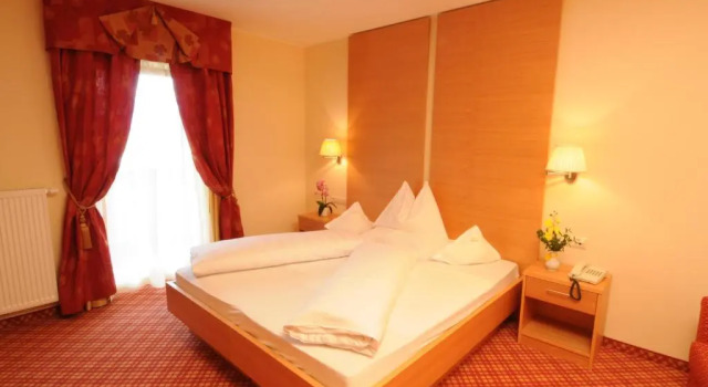 Номер Superior Hotel Stamserhof