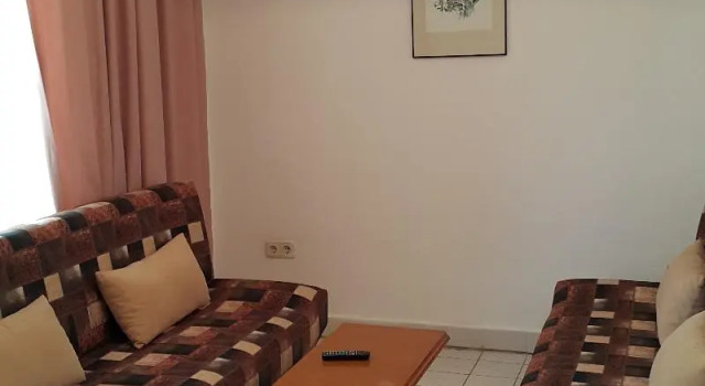 Номер Standard с балконом Delphin Apart Hotel