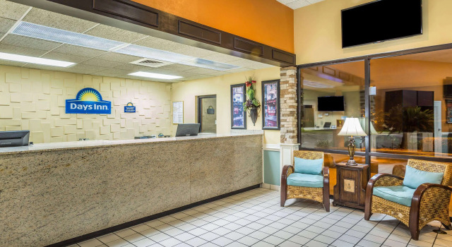 Days Inn by Wyndham Lake Park/Valdosta