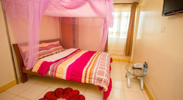Camera Deluxe Shamz Hotel Isiolo