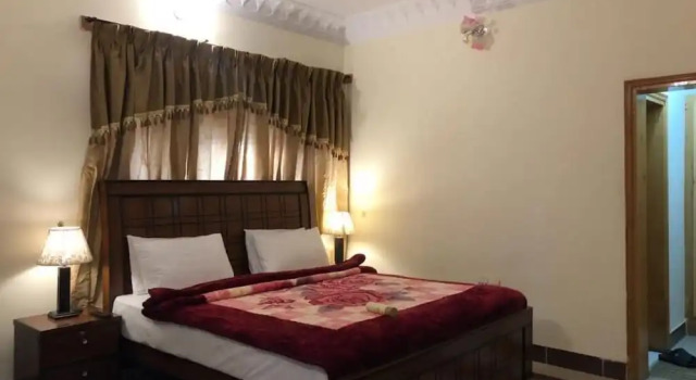 Hotel Deep Forest