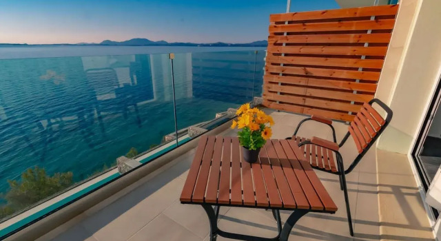 "room in Guest Room - Room With Private Pool", Забронировать Гостевой дом Гостевые дома Барбати, Гостевой дом