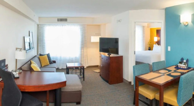 Люкс с 2 комнатами Residence Inn by Marriott Moncton